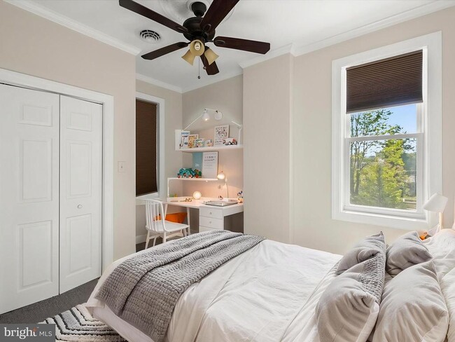 Building Photo - 13 N Allegany St