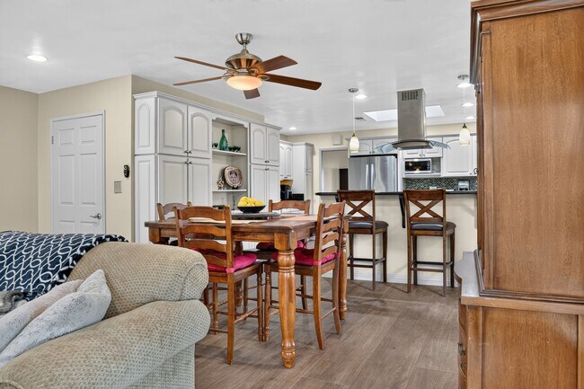 Building Photo - 13660 Acorn Patch Ln