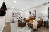 Building Photo - 3222 S 52nd Ct