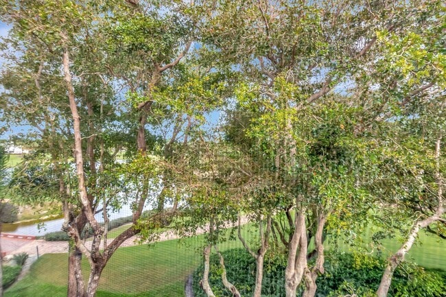 Building Photo - 7369 Orangewood Ln