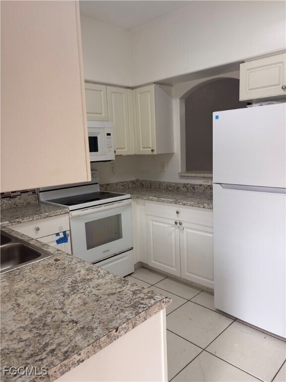 Building Photo - 4160 Castilla Circle