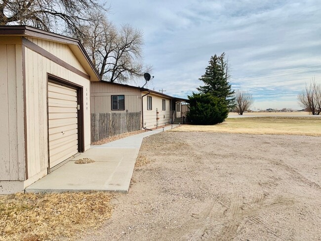 Building Photo - Beautiful Mountain Views, Minutes From I-25!