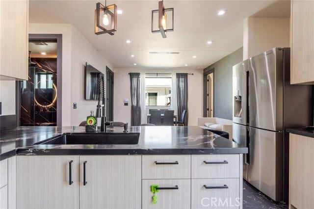 Building Photo - 8252 Morse Ave