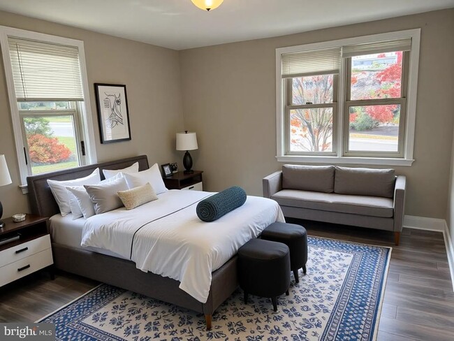 Building Photo - 1017 N York Rd