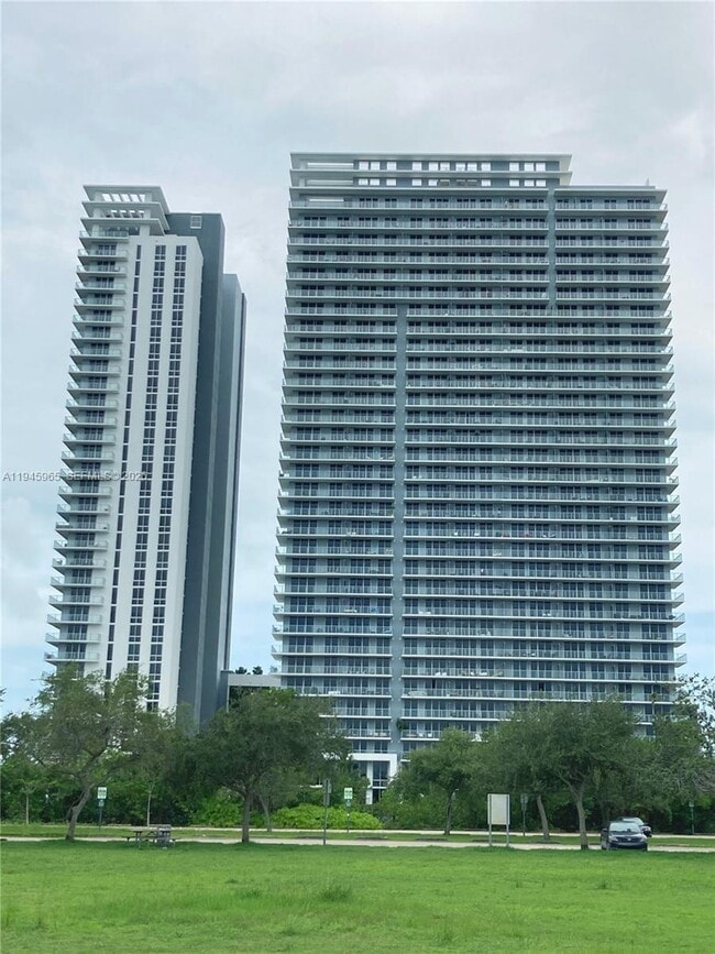 Building Photo - 16385 Biscayne Blvd