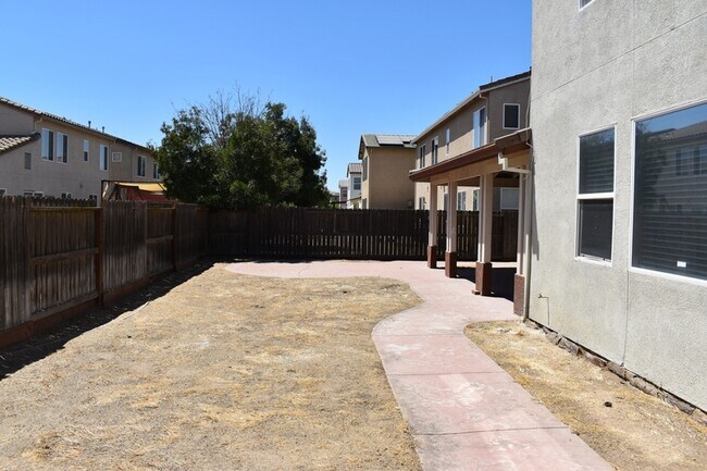 Building Photo - 1220 CAVALAIRE Ct