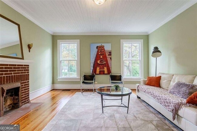 Building Photo - 1987 Knight Ct SE