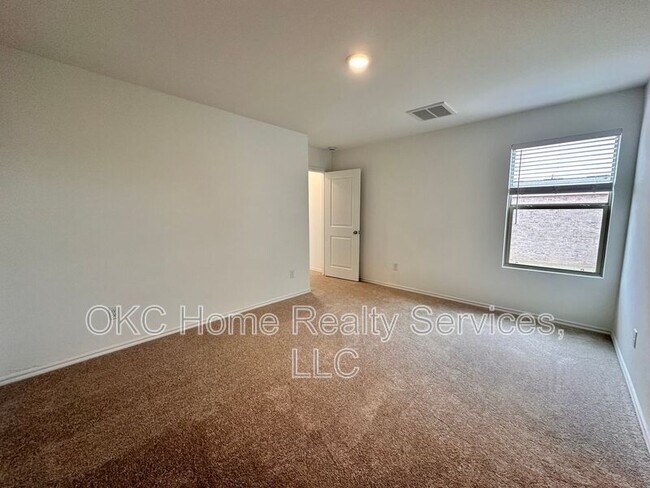 Building Photo - 2318 Wolford Ct