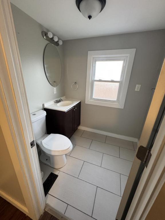 Building Photo - 14633 Turner Ave