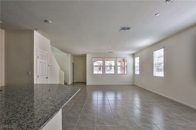 Building Photo - 3464 Covilha Ln