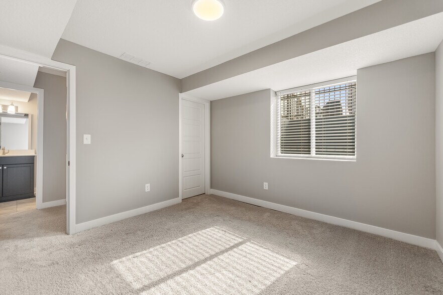 BR4 Basement - 13305 W 180th St