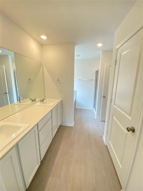 Building Photo - 1332 Aquilla Dr