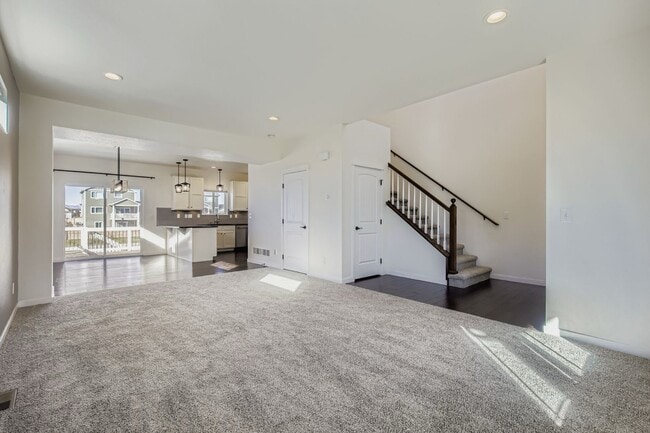 Building Photo - 464 Wind River Dr