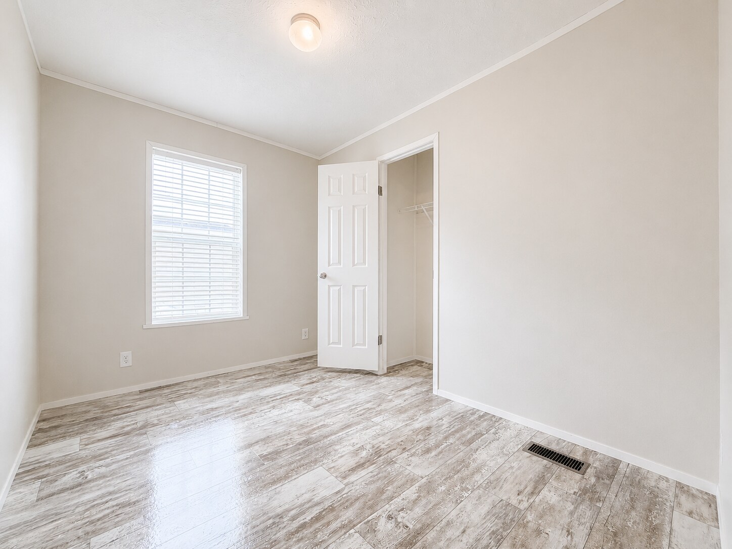 Building Photo - 11708 Cascade Cir