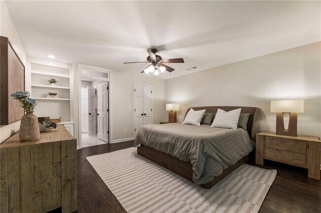 Building Photo - 4243 McClatchey Cir NE
