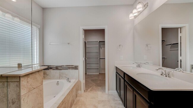 Building Photo - 2208 Gadwall Ct