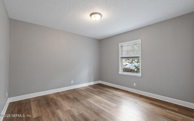 Building Photo - 3434 Blanding Blvd