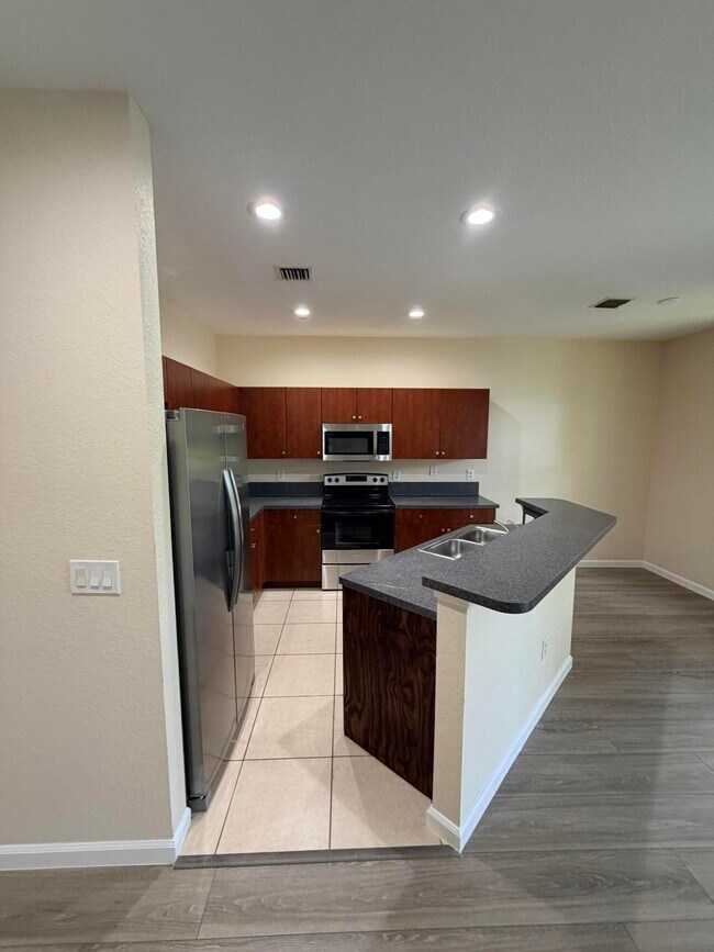 Building Photo - 969 Tortuga Dr