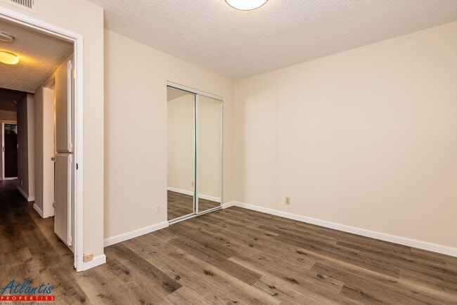 Building Photo - Mission Grove | Gated Complex | Remodeled | Central A/C