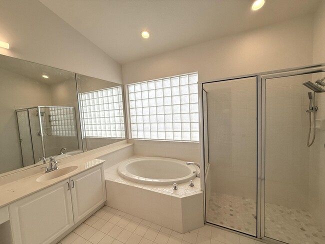 Building Photo - 7575 Doubleton Dr
