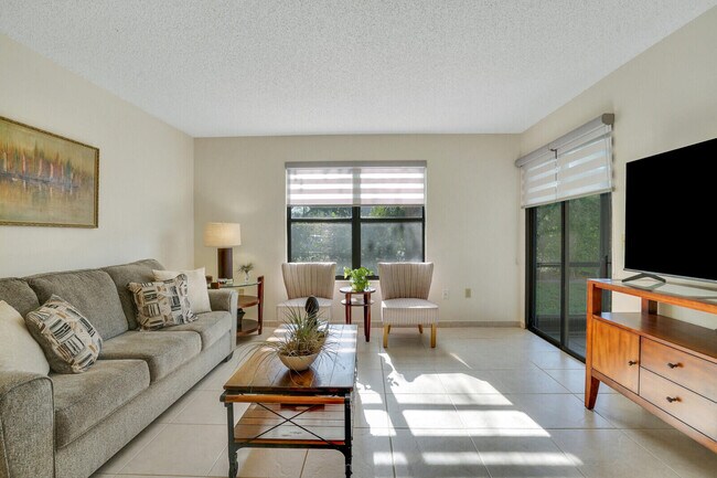 Building Photo - 13035 Albright Ct