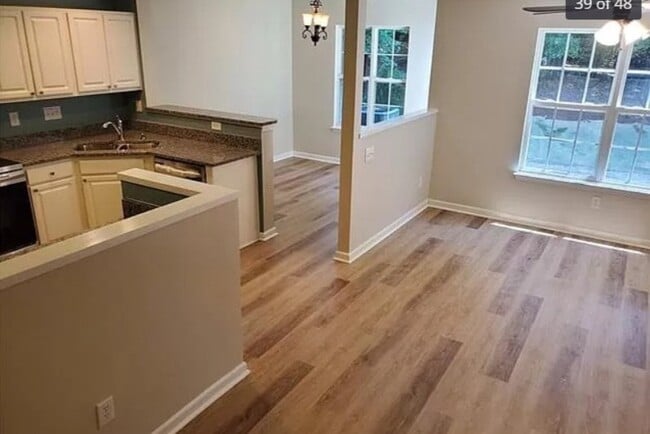 Relax,Live in Luxury with Spacious Floor Plan - 9906 Birch Knoll Ct