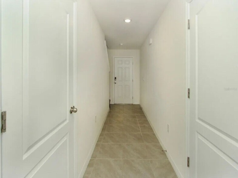 Building Photo - 2803 Brie Hammock Bnd