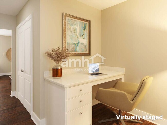 Building Photo - 2211 Saffron Walden Dr