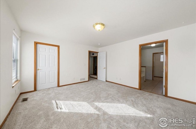 Building Photo - 2615 Anemonie Dr