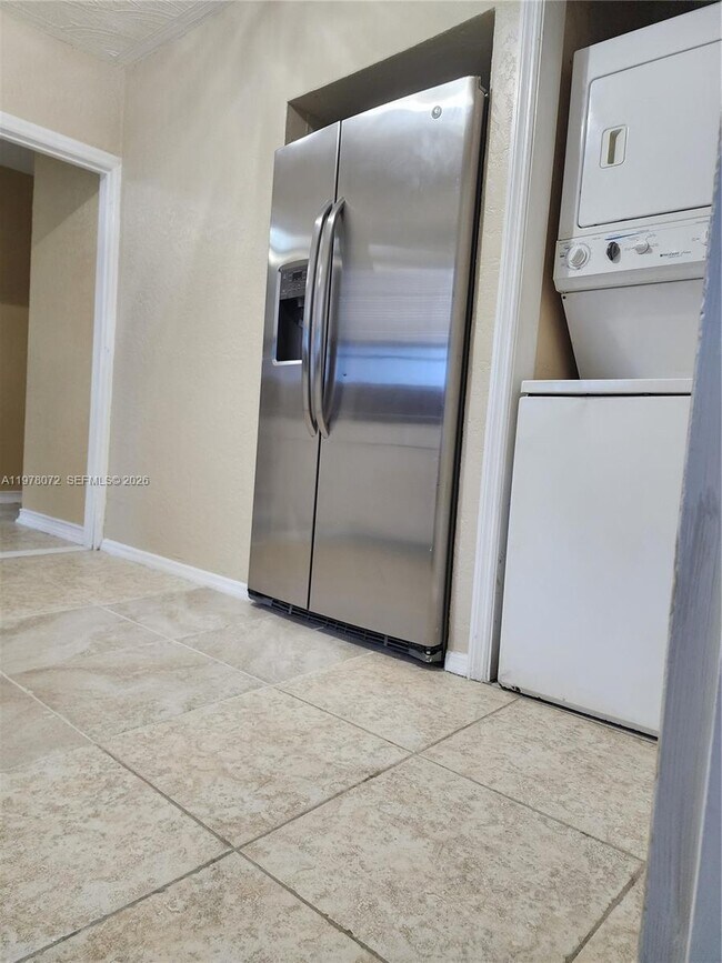 Building Photo - 1030 NW 48th St