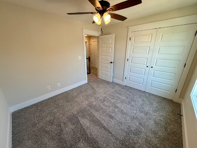 Building Photo - 166 Dewberry Rd
