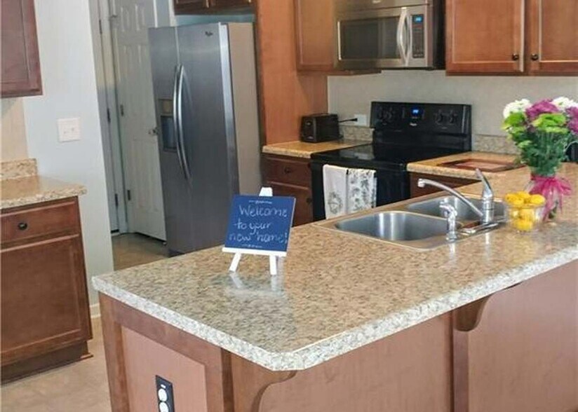 Building Photo - 2390 Autumn Mist Dr