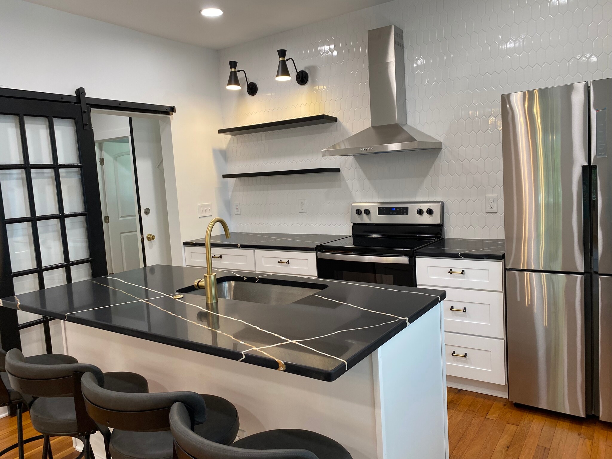 kitchen with new appliances - 648 S Champion Ave