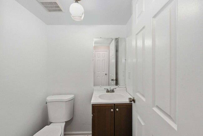 Building Photo - WESTWOOD - Spacious 3 bed 2.5 ba 2 car garage