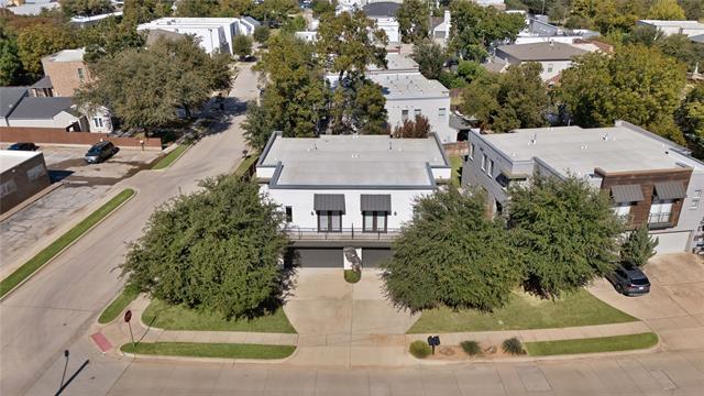 Building Photo - 2918 Merrimac St