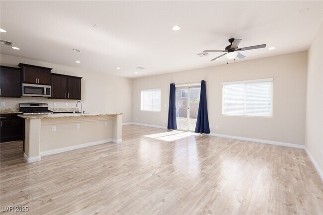 Building Photo - 2872 Glass Vine Ct