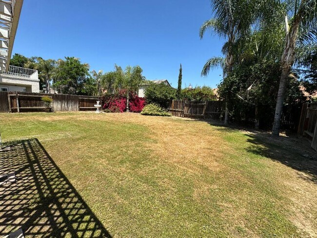 Building Photo - 8510 Eagles Landing Dr