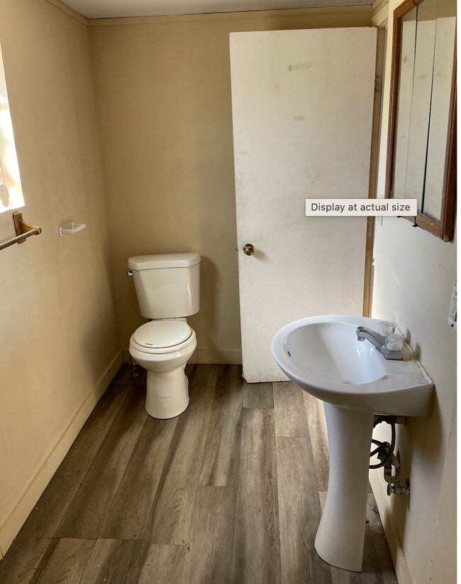 Building Photo - 7908 Siskin Avenue