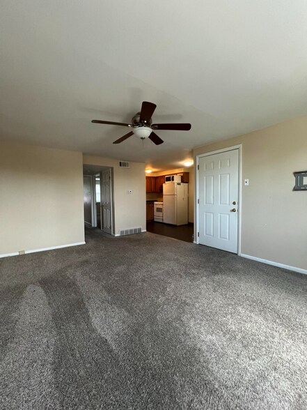 Building Photo - 10106 Calera Rd