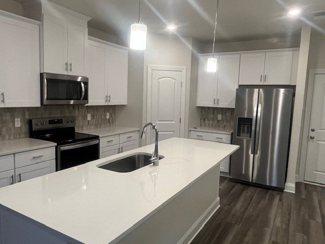 Building Photo - West End Station Townhome!