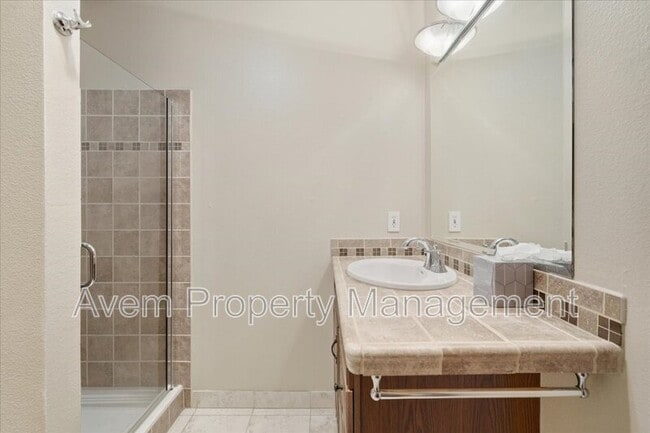 Building Photo - 339 SE 146th Ave