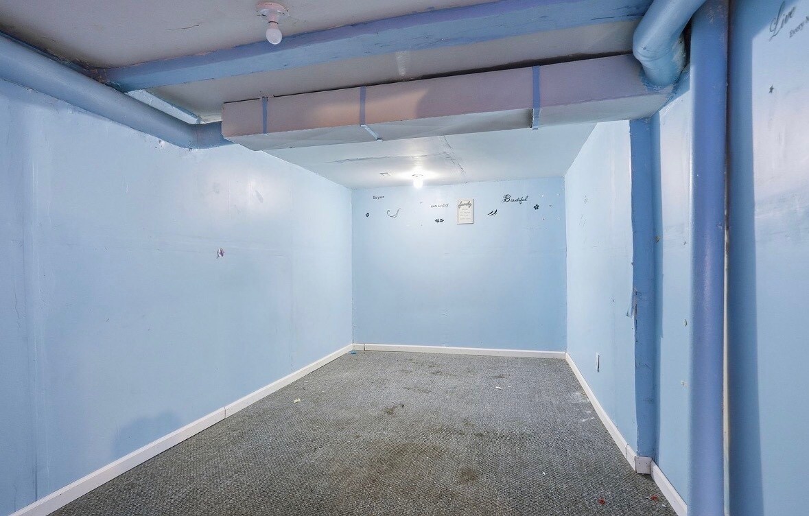 Building Photo - 1548 Sylvan Rd SW