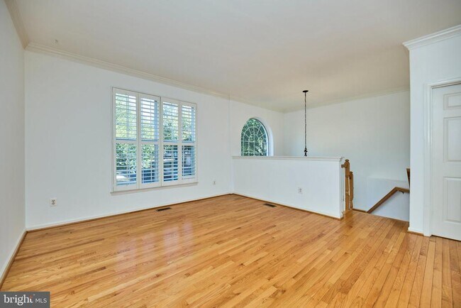 Building Photo - 11485 Carriage Gate Ct