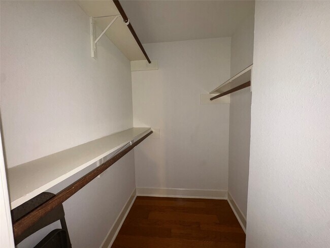 Building Photo - 12119 Dunlap St