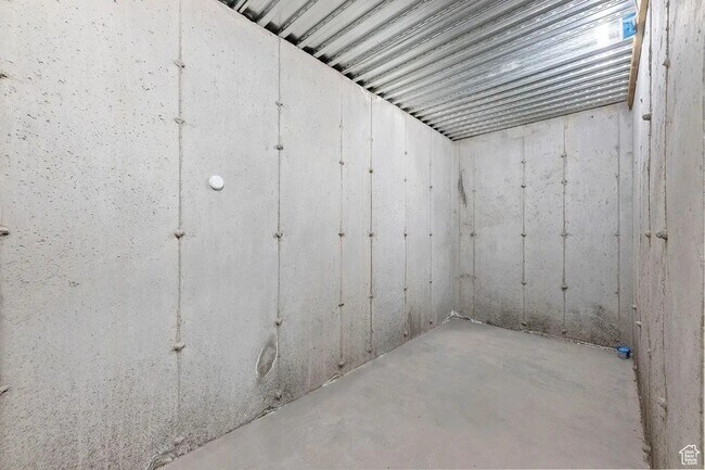 Building Photo - 49 W Paper Bark St