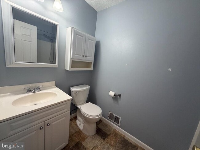 Building Photo - 23 Montague Cir