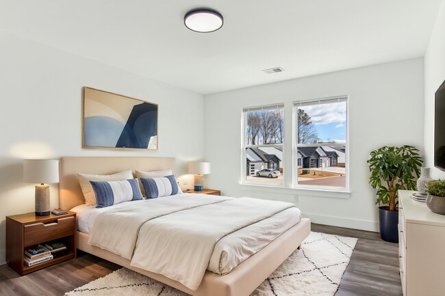 Building Photo - 4056 Cedar Fls Ln
