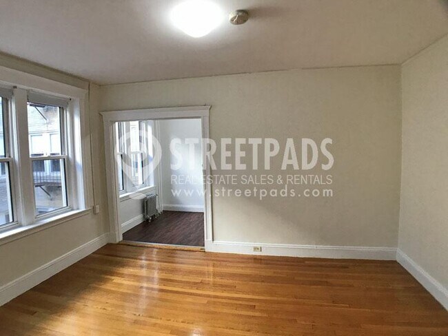 Building Photo - 1 bedroom in Boston MA 02215