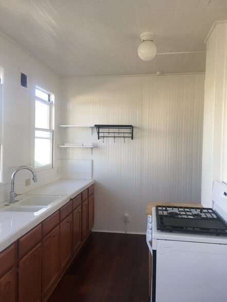 Building Photo - 51 Paloma Ave