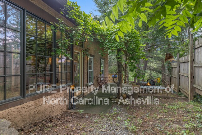 Building Photo - 226 Brickyard Rd